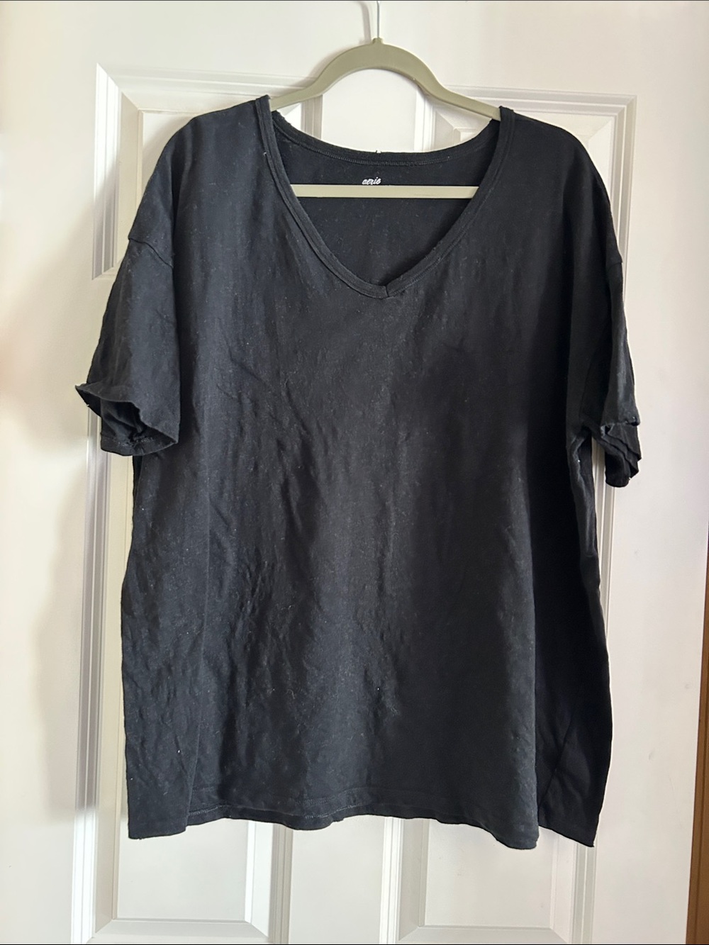 aerie V-Neck boyfriend Short Sleeve Tee XL
